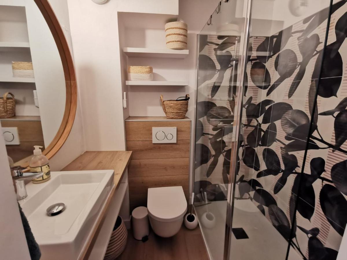 charmant studio neuf à 150m de la mer - Housity