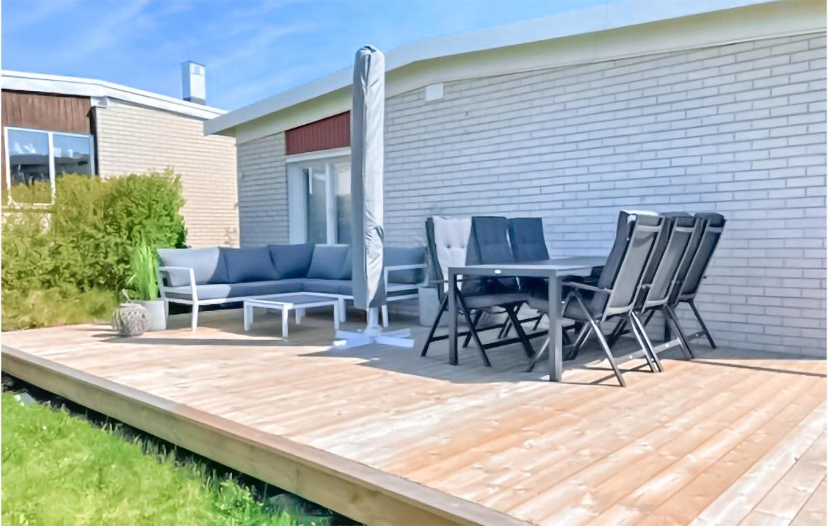 Nice Home In Alnö With Kitchen - Housity