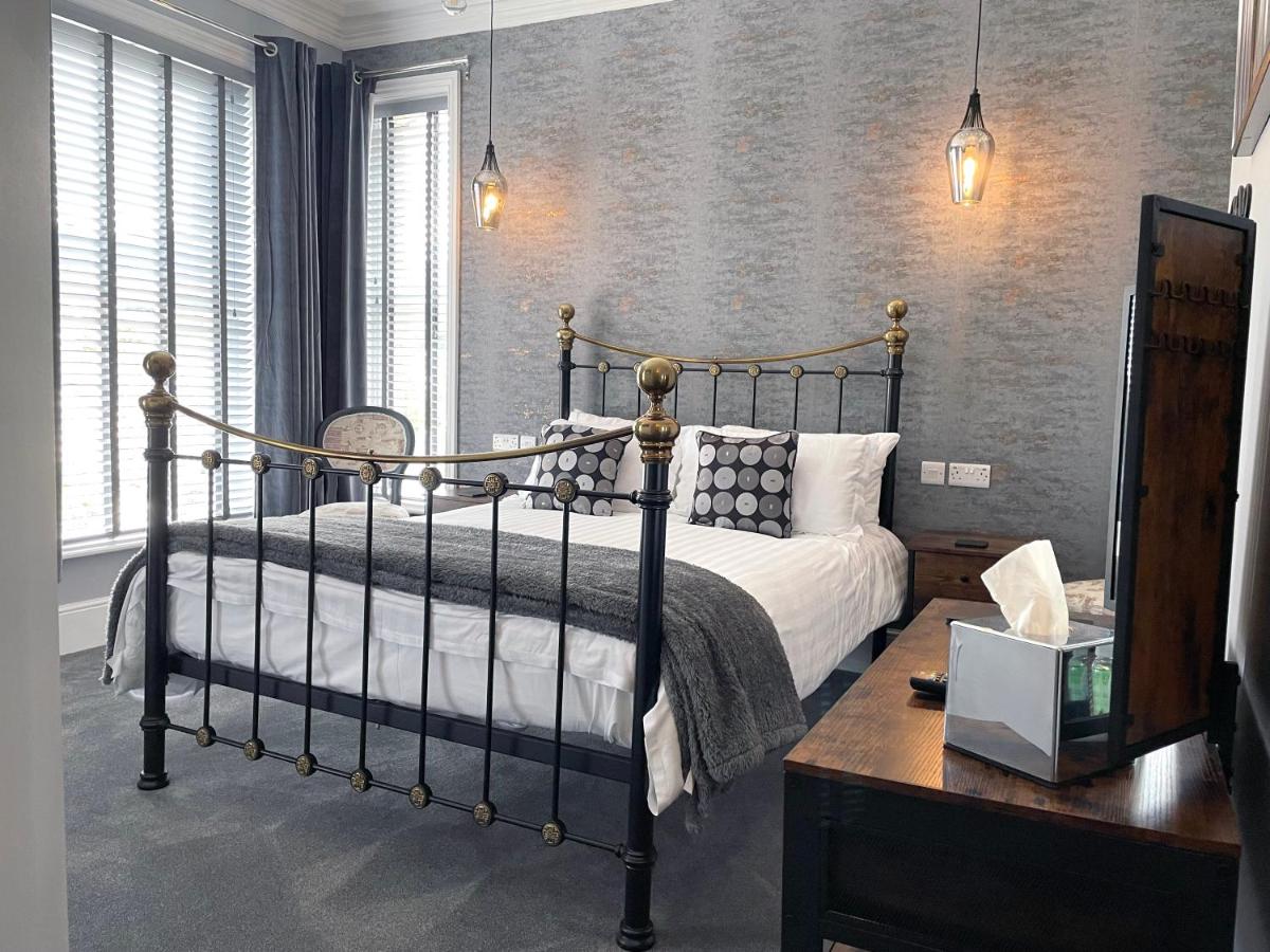 The Devonshire Villa - Housity