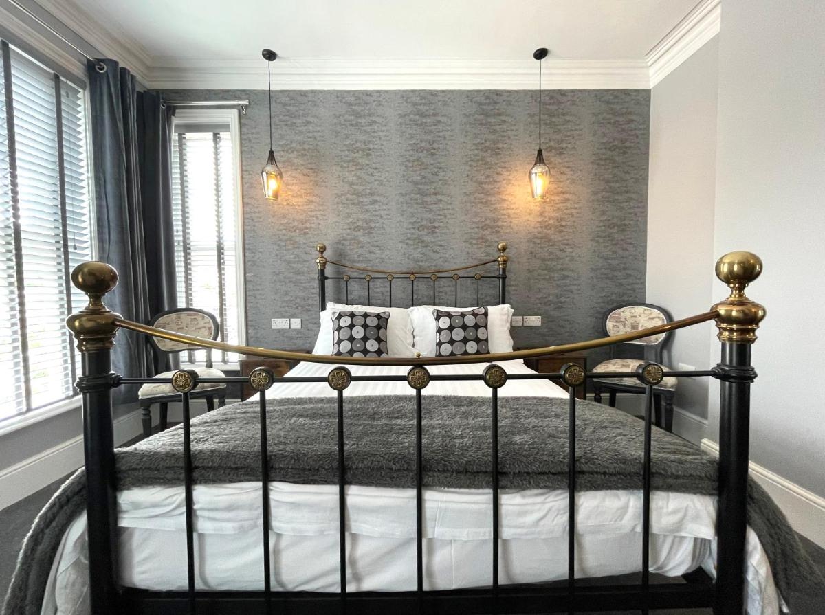 The Devonshire Villa - Housity