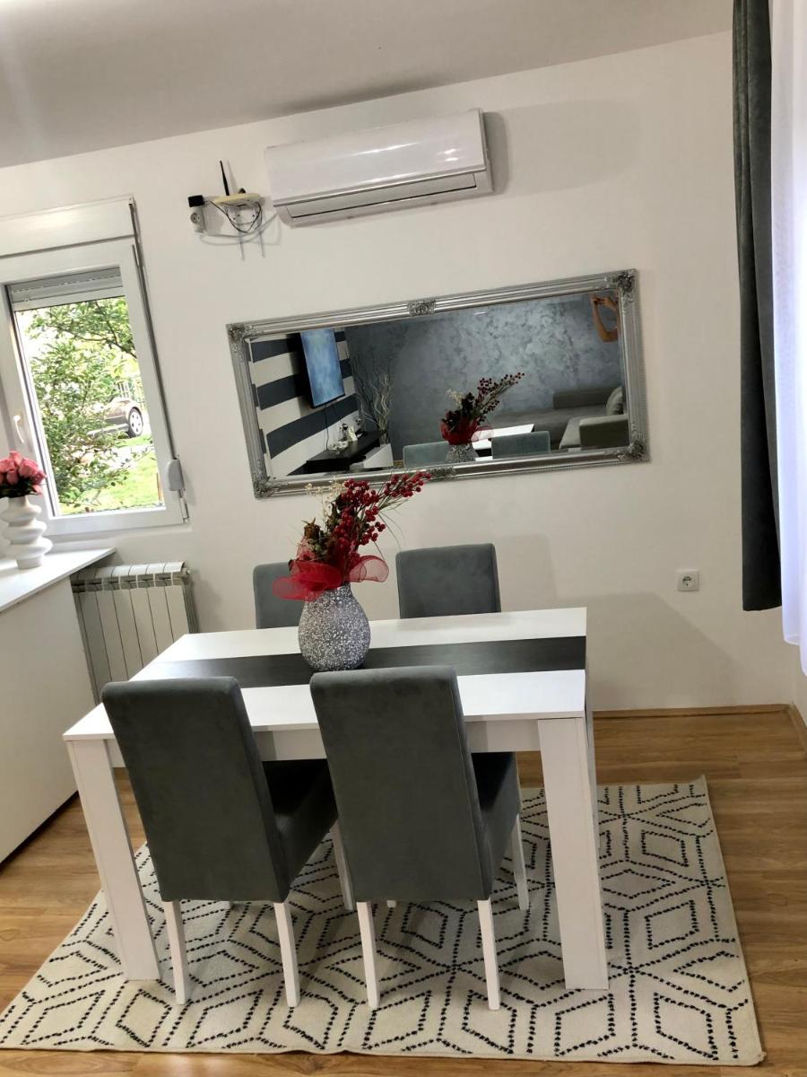 Apartment ANDREI - Housity
