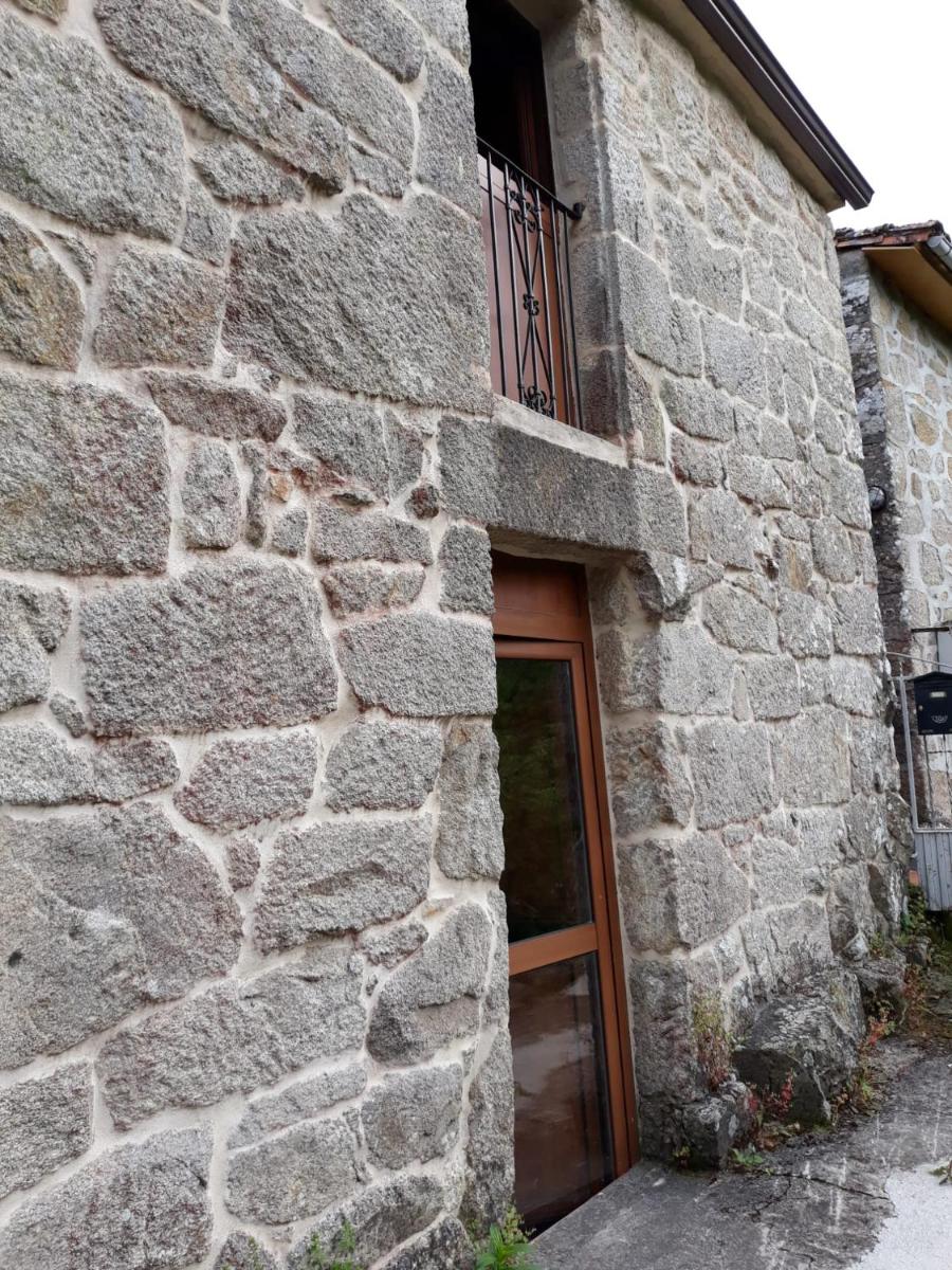Casa de pueblo en San Estevo Ribas de Sil - Housity