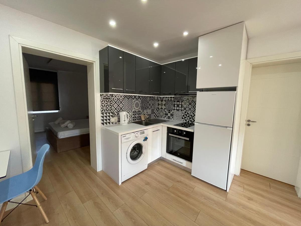 Suitetrails - Beige Apartment