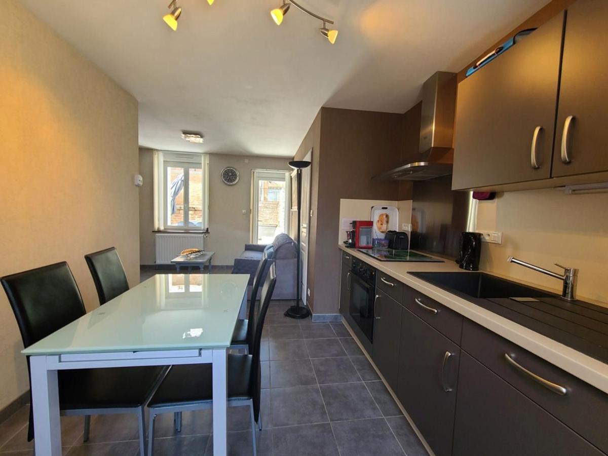 Charmant T2 rénové avec cour privée - centre d'Épinal, proche gare et commodités - FR-1-589-265 - Housity