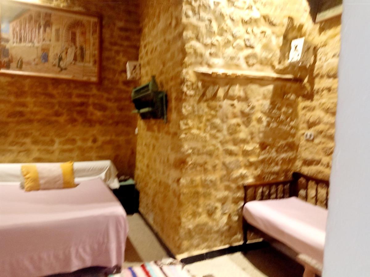 Charming Apartment in Central Tunis with Terrace - Housity