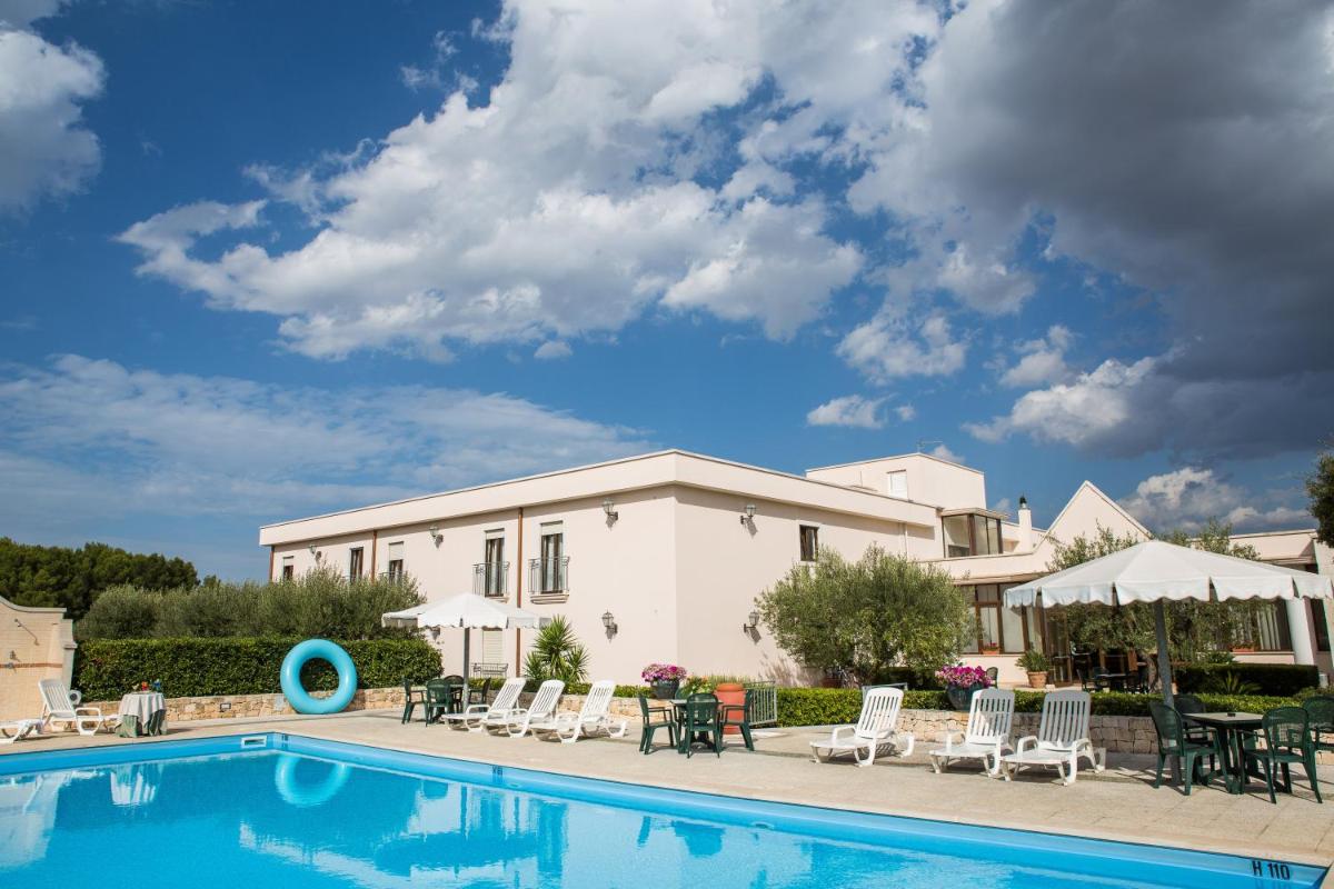 Hotel Ramapendula - Housity