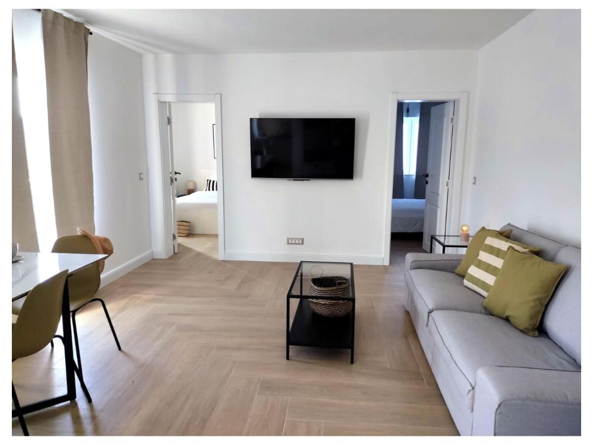 Mina Lux Jelsa - Housity