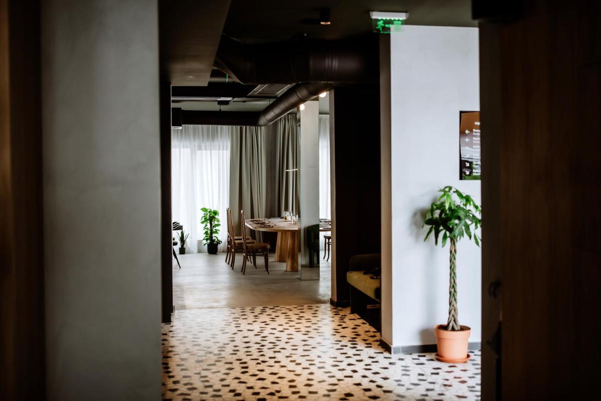Hotel Septembar - Hizvo