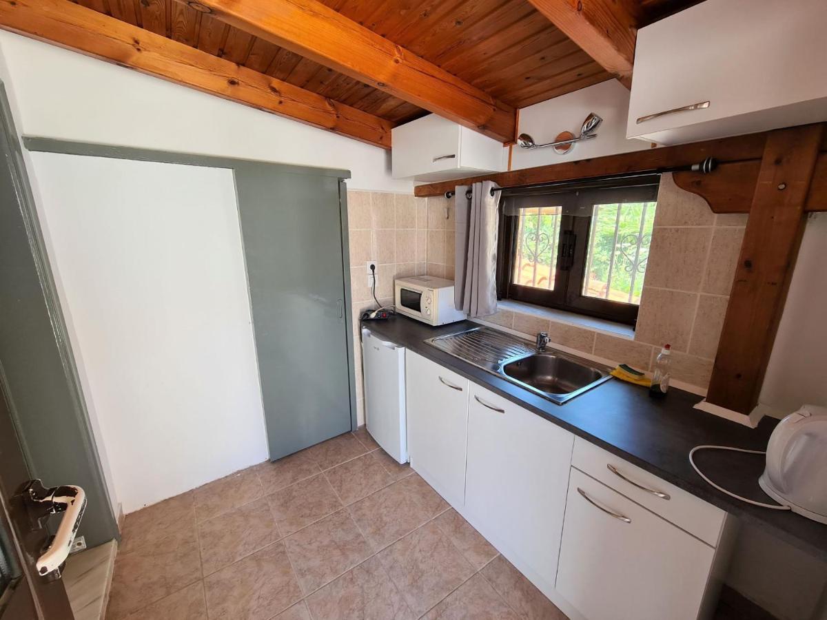 G-George Apartments by the Sea and Airport - Housity