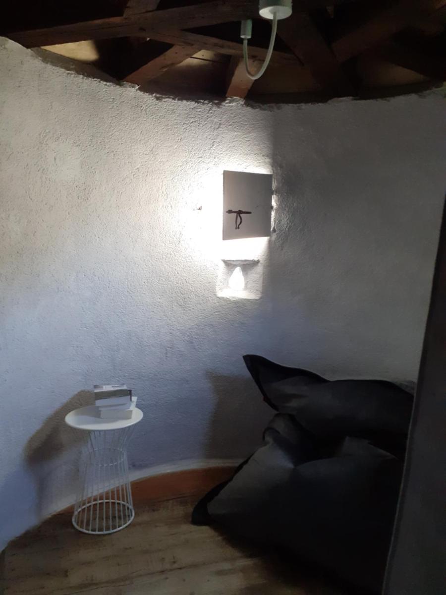 Maison du Chevalier des Huttes - Table et Chambres d'hôtes - Housity