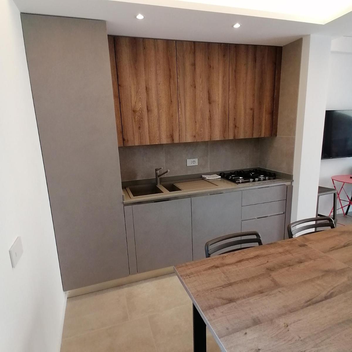 New Marina Apartments - Housity