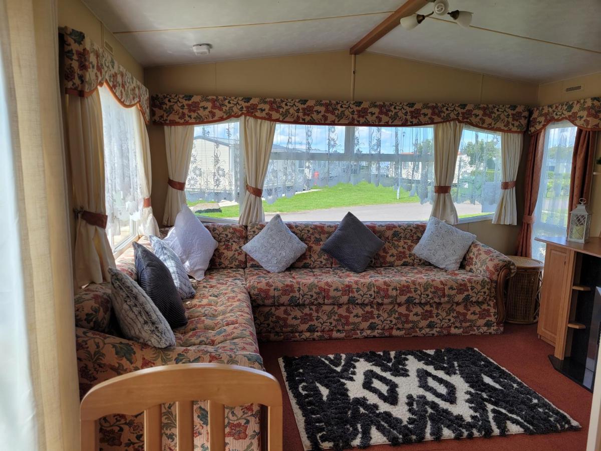6 Berth on Millfields (Baysdale Super) - Housity
