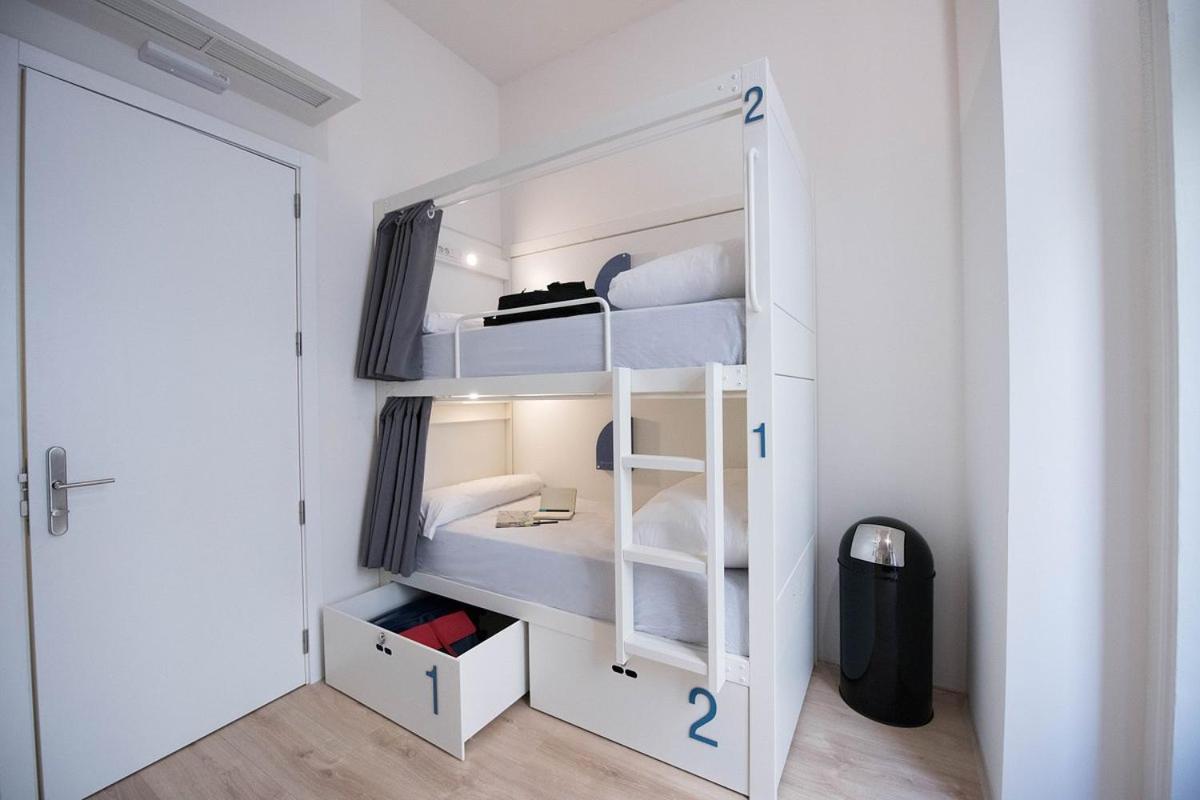 Room Gran Vía - Housity