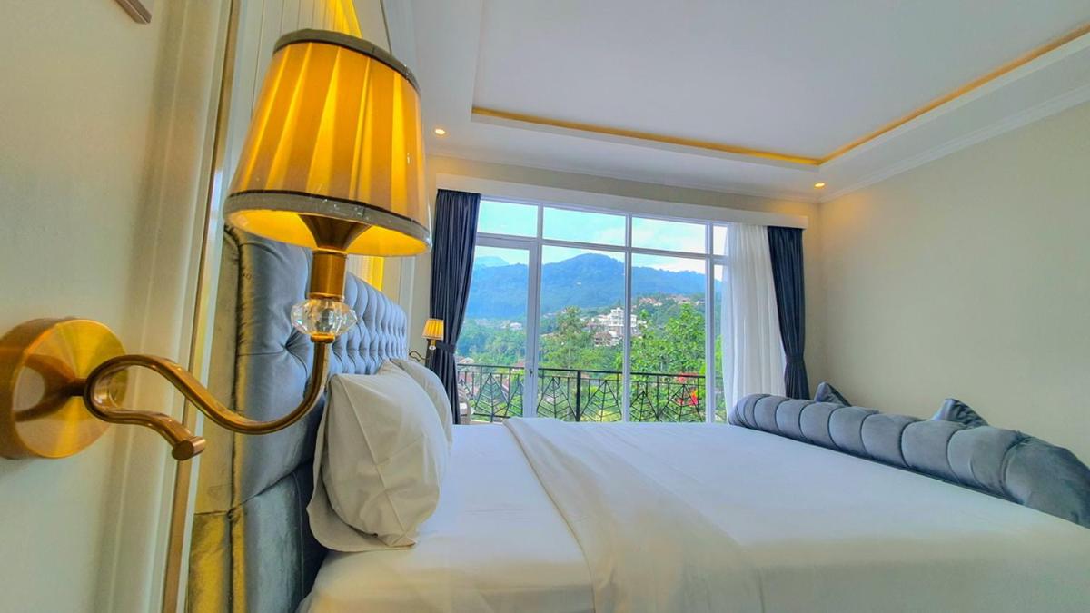 Alandalus Royal Puncak - Housity