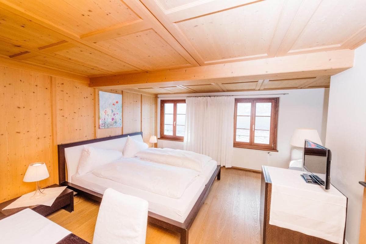 THE BOUTIQUE Gasthaus Engel - Housity