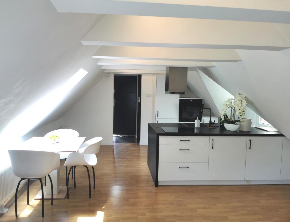 Chillout Apart In the Attic - Housity