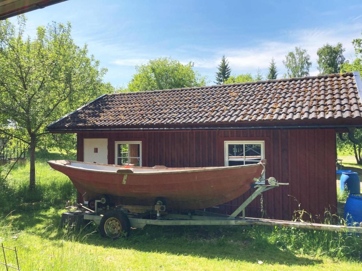 Super cozy cottage in Sunnaryd on the east side of lake Bolmen - Housity