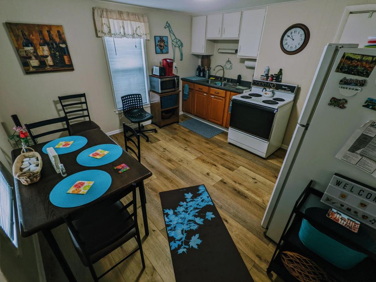 The Estate Loft in Downtown Milford - Housity