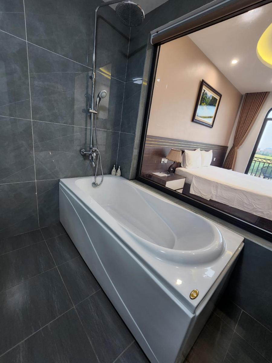 Lotus Hotel Ninh Bình - Housity