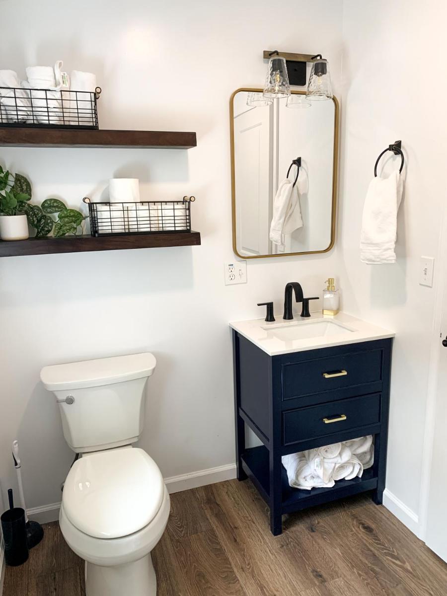 Newly Remodeled Stouchsburg Cottage - Housity