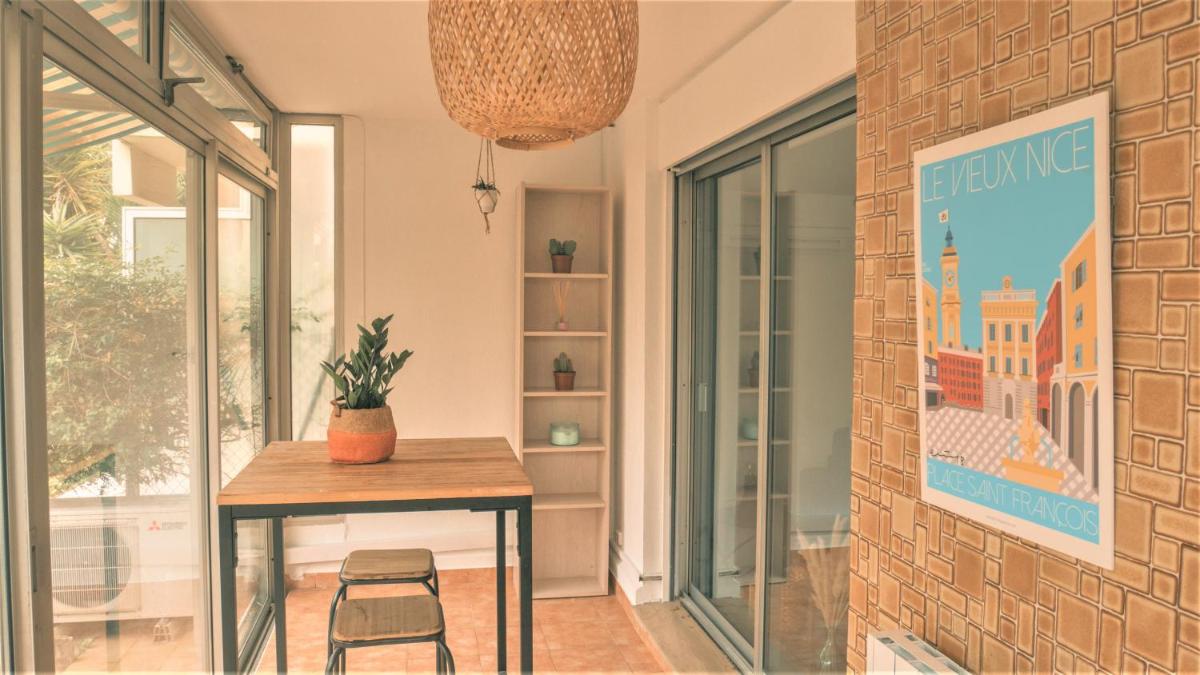 Parc Ferber - Charmant studio rénové, rez-de-jardin, proche mer, Carras - Housity