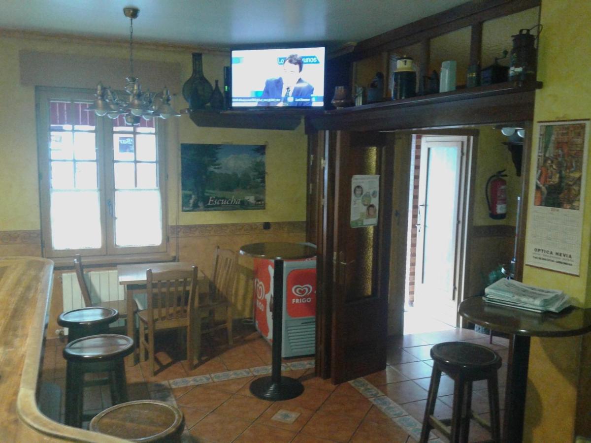 Hostal Les Bedules - Housity