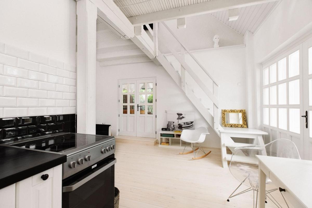 Zöld Tulipán Vendégház - Balaton Apartman - Housity