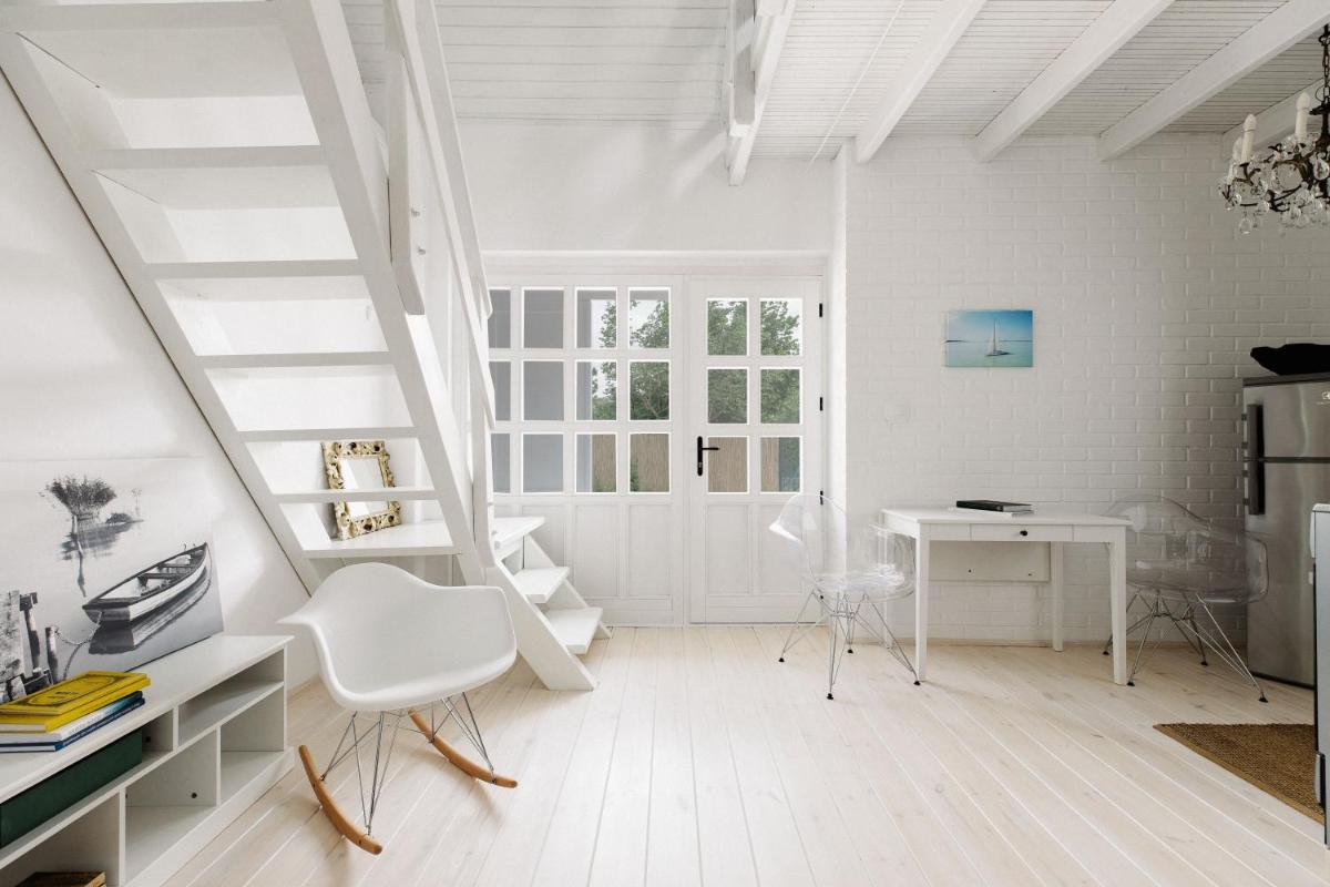 Zöld Tulipán Vendégház - Balaton Apartman - Housity