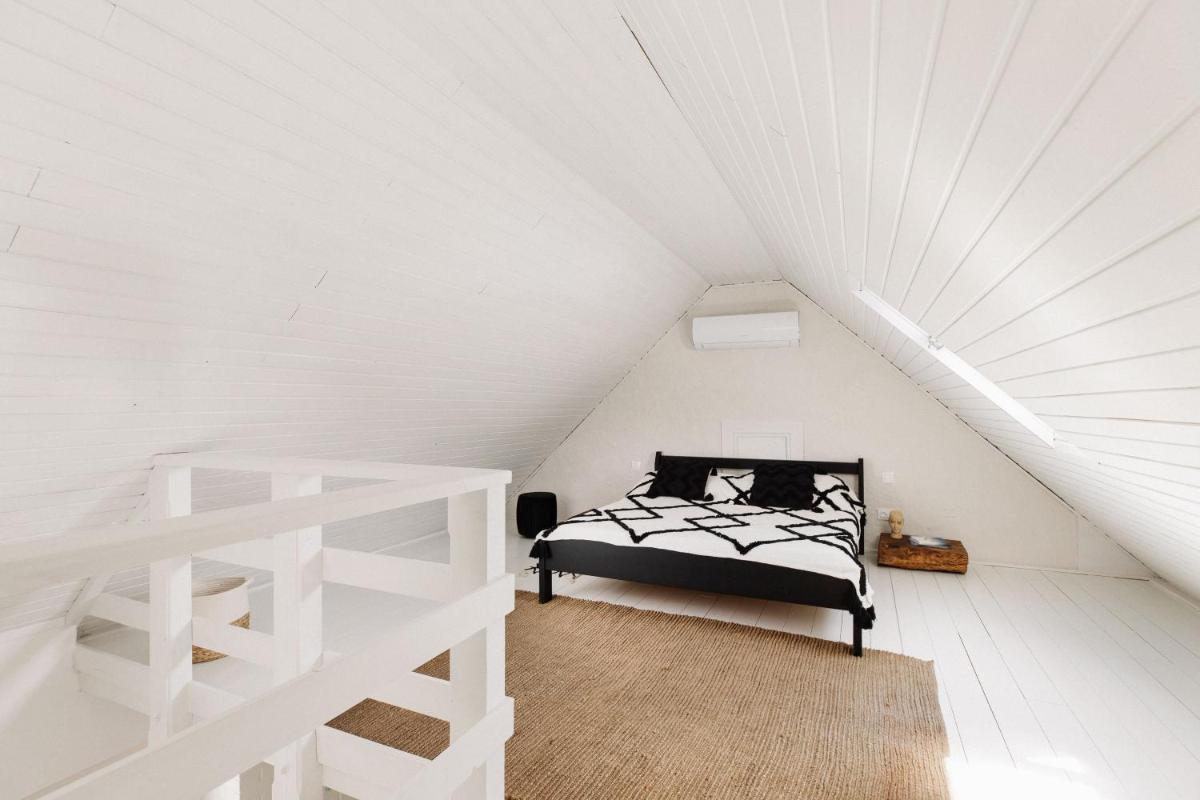 Zöld Tulipán Vendégház - Balaton Apartman - Housity