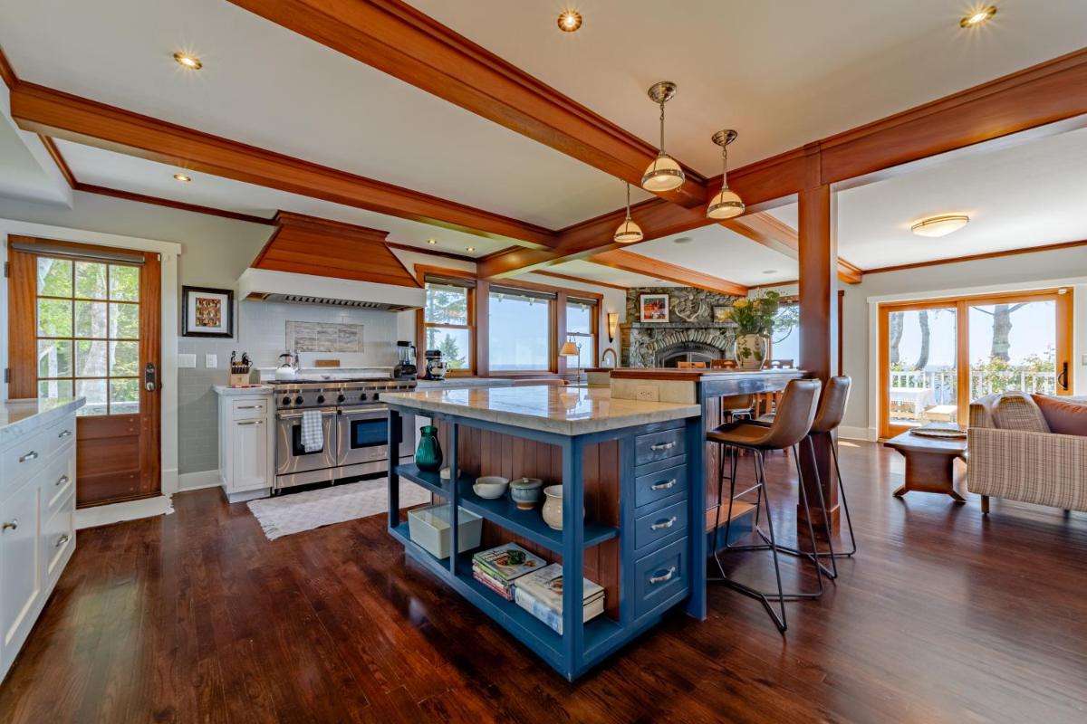 Trinidad Pearl - Housity