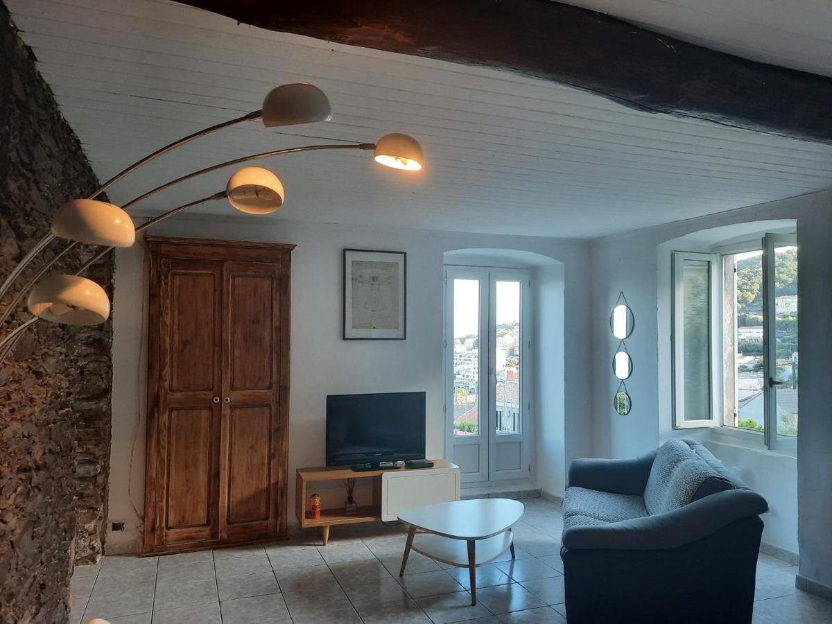 pietranera village terrasse vue exceptionnelle sur la mer - Housity