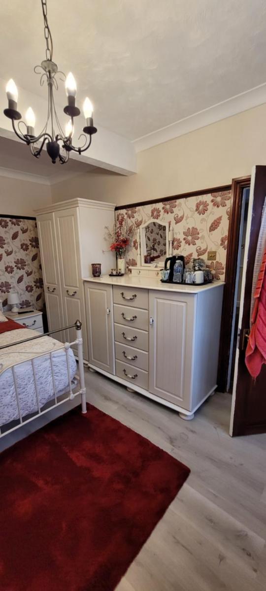 Harbour Lights, 30 Manor Lane - Housity