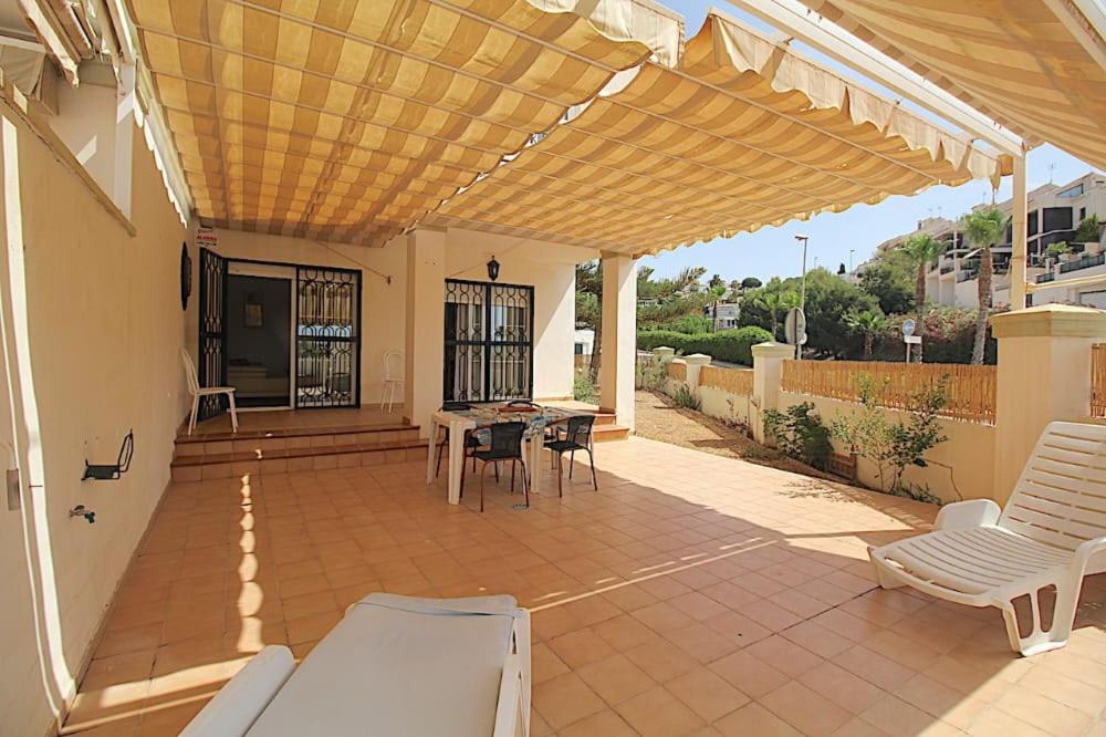 Casa Puerto Caleta - Housity