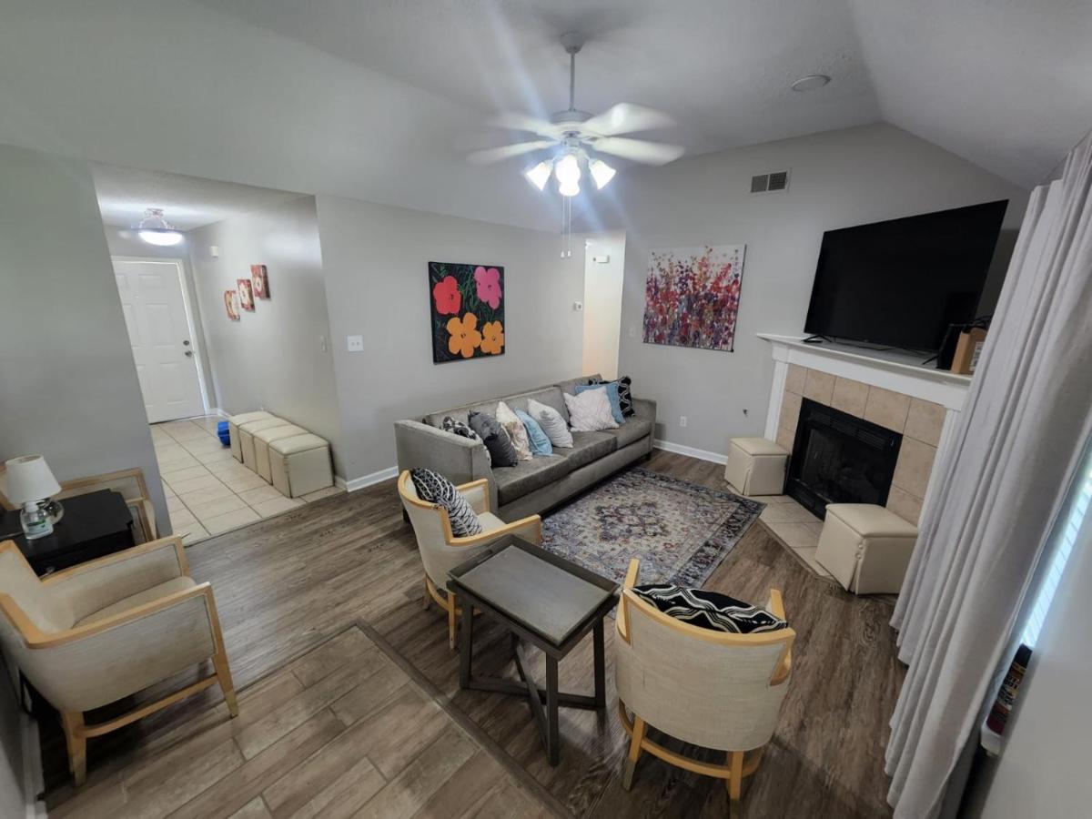 Newly remodeled 5 BR in North -Central Memphis - Housity