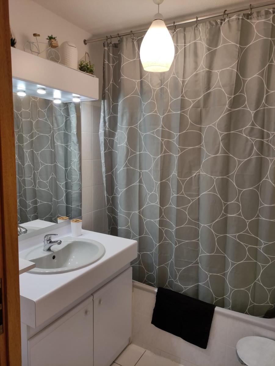Studio vue sur lac et montagne - Housity