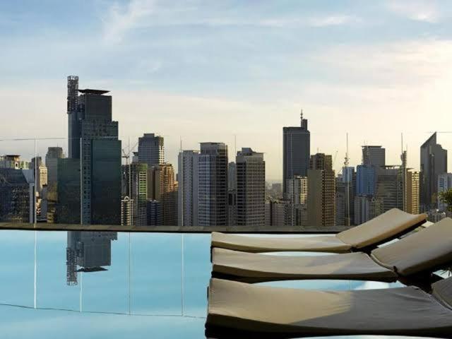 Suitetrails - Super Elegant 1 bedroom loft in Gramercy Residences