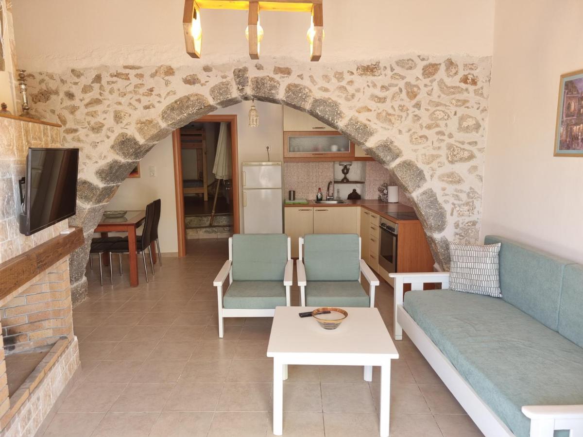 Traditional Fine Living - Housity