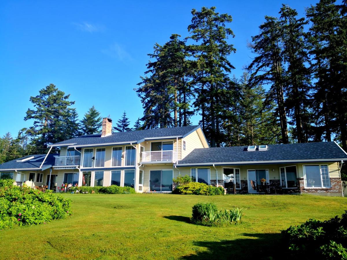 Donkersley Beach Manor B - Housity