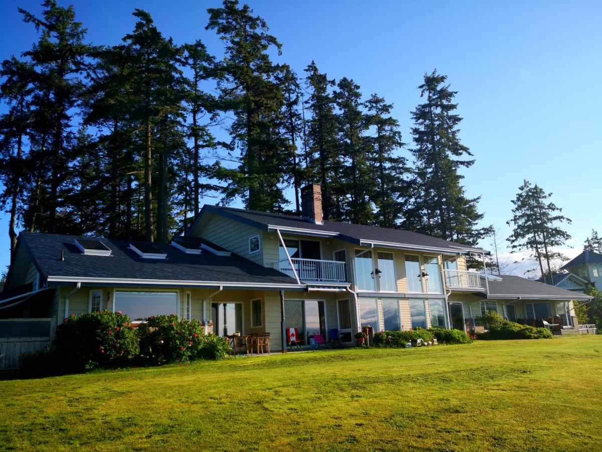 Donkersley Beach Manor B - Housity