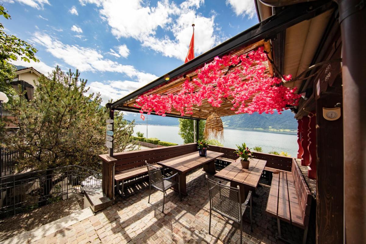 THE BOUTIQUE Gasthaus Engel - Housity