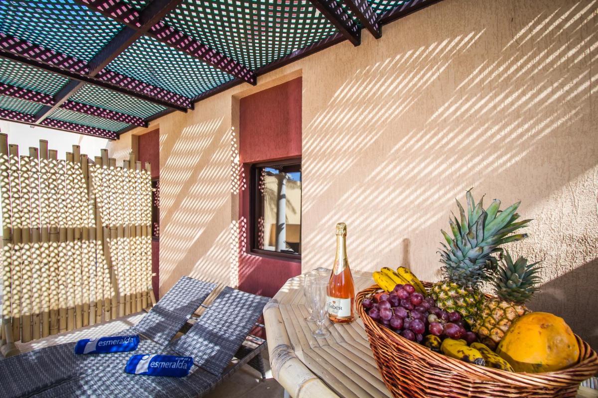 Comida en o cerca de este hotel