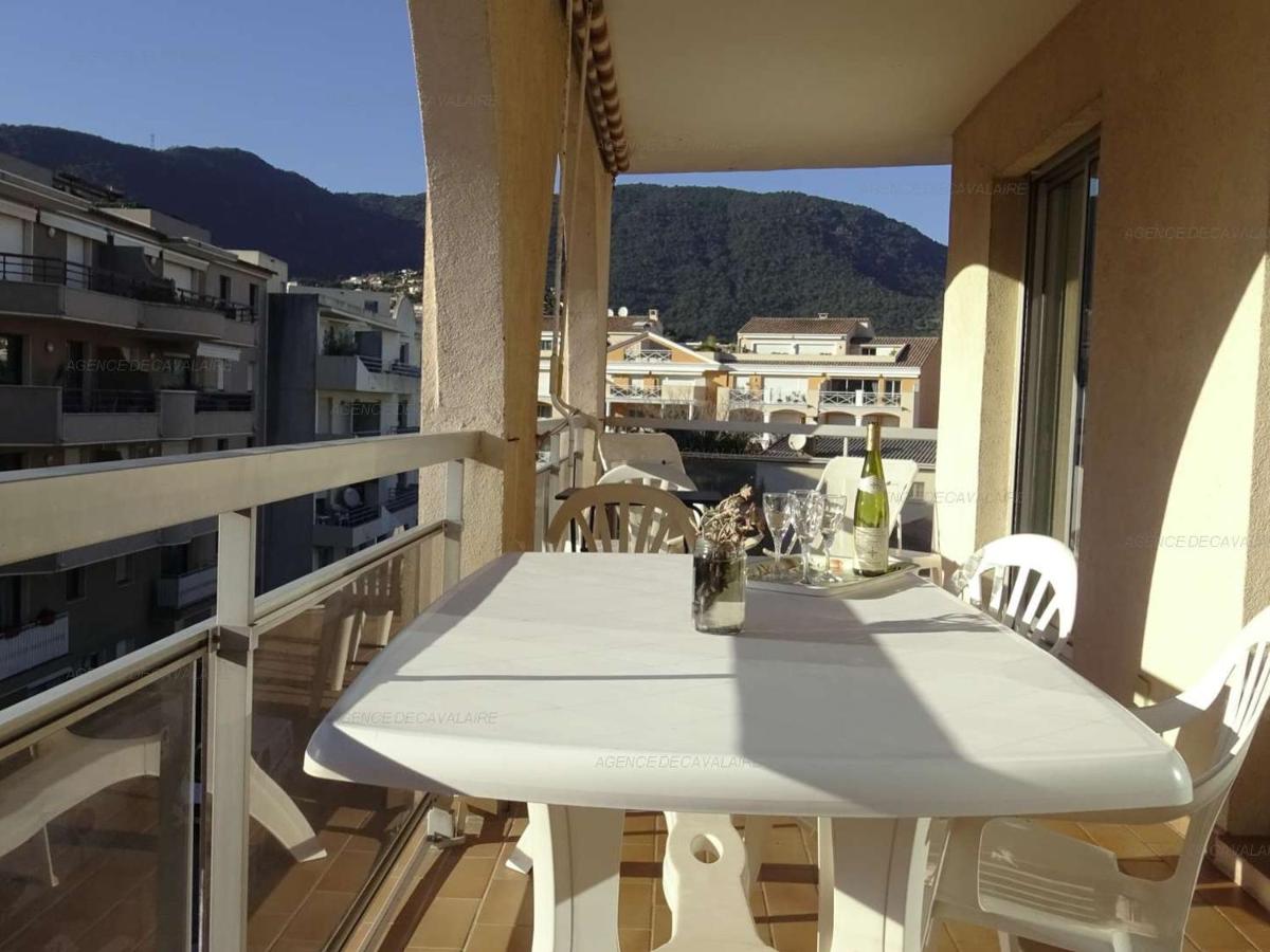 Bel Apt T2 Climatisé 40 m² avec Terrasse, Proche Plages, Garage, Cavalaire-sur-Mer - FR-1-100-123 - Housity