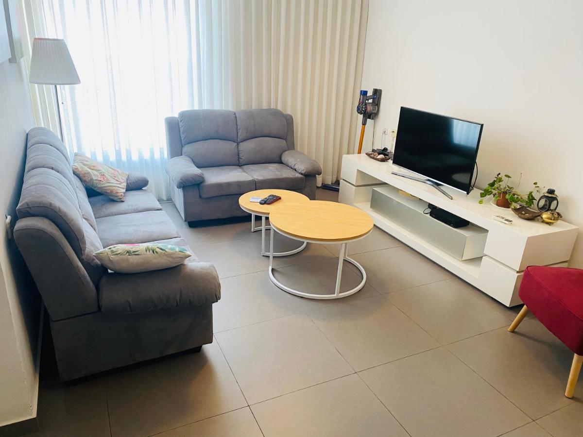 First Luxury suite 3 min from TLV (MAX 9 People) - Housity