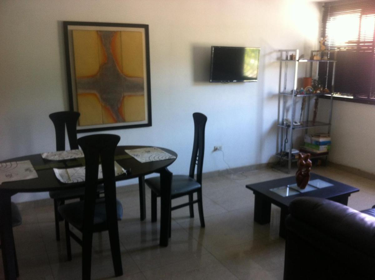 ZONA DE SERVICIOS EN EL CAFETAL - Housity