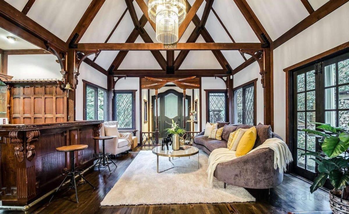 Fernhill Estate “ Gingerbread House” - Housity
