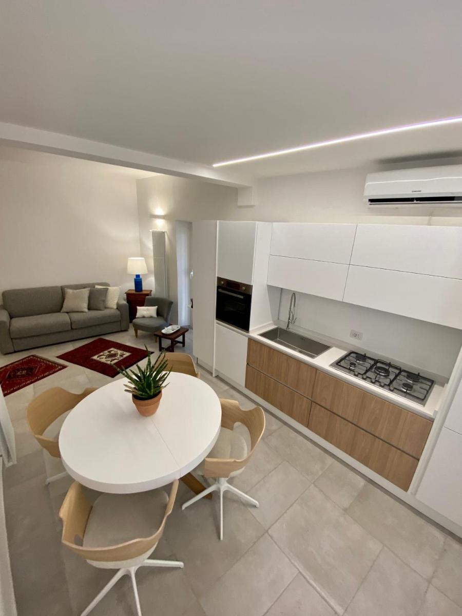 Lucianita House - Housity