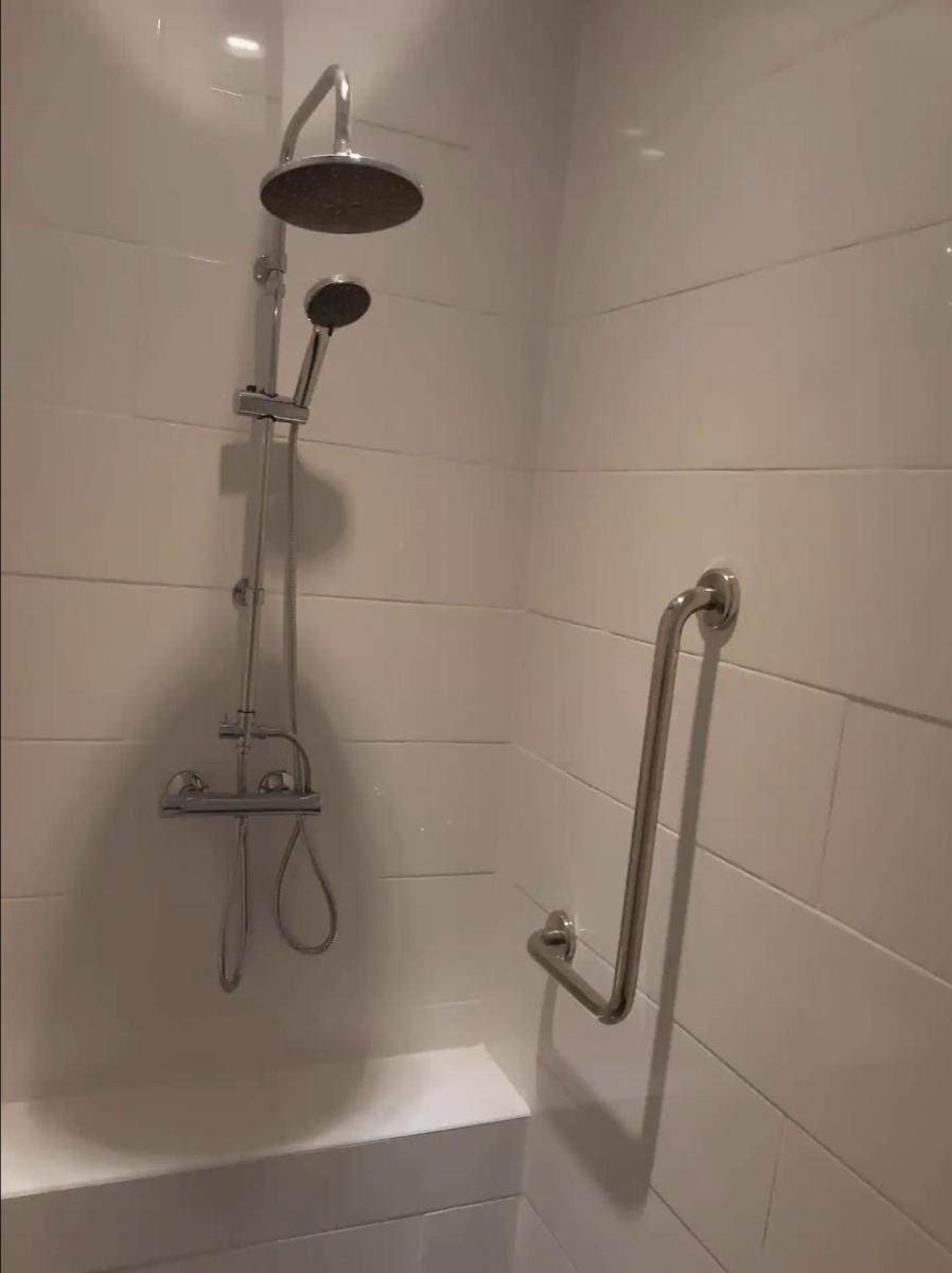 Suitetrails - The Pervoli Studio - Pool - Close to Beach