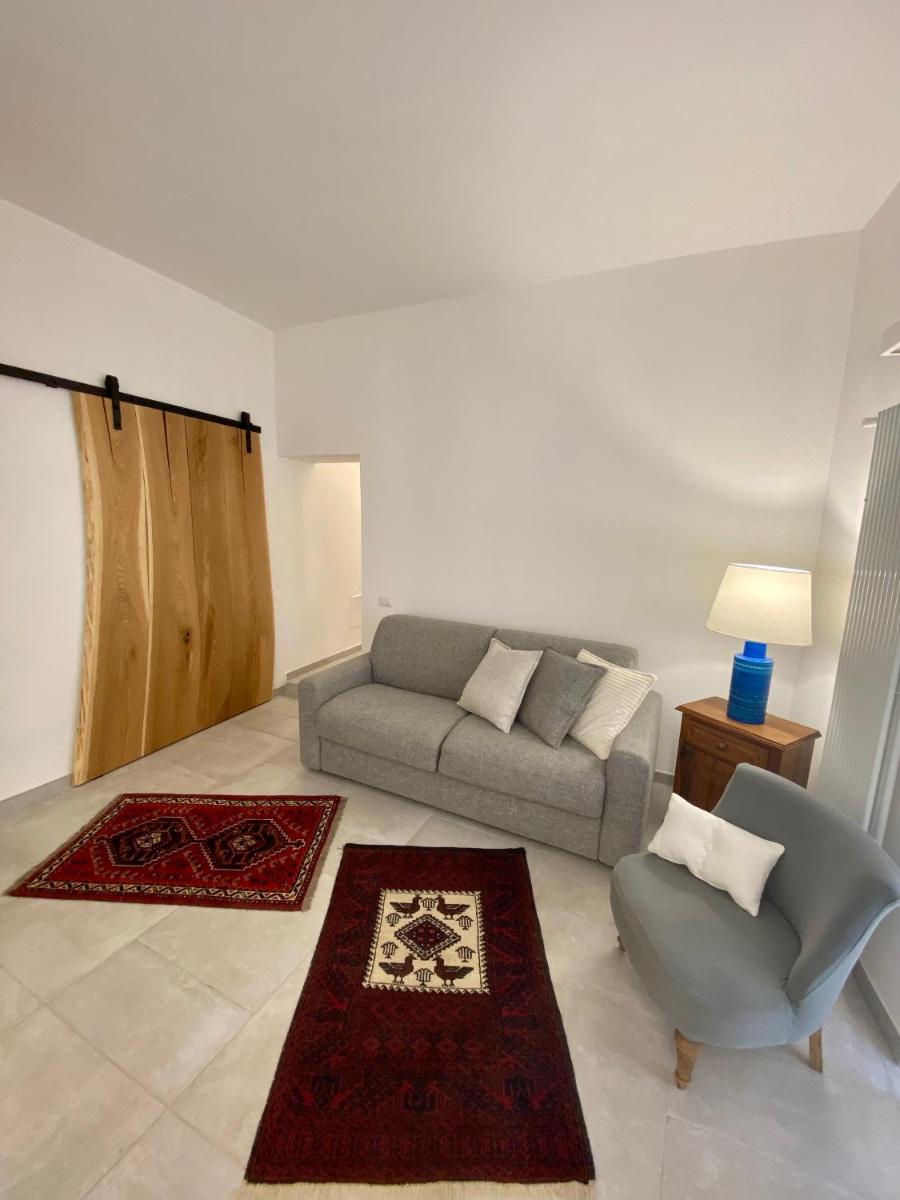 Lucianita House - Housity