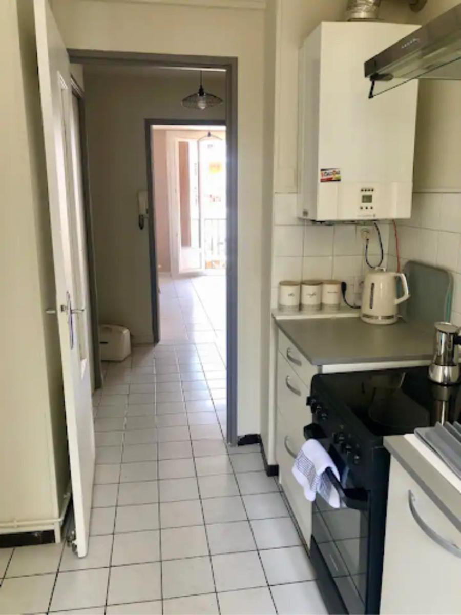 Suitetrails - 2 Bed Apartment Near the Coast & City Center