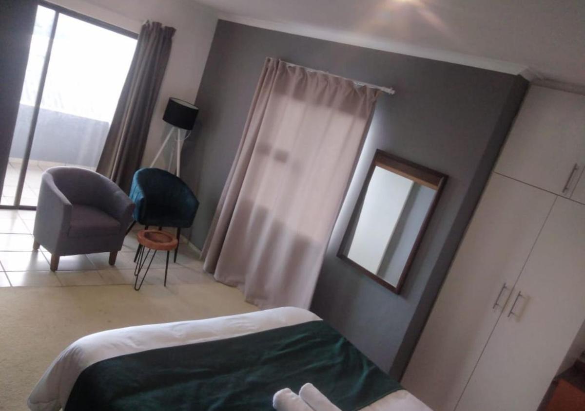 Pixie Lodge - Housity